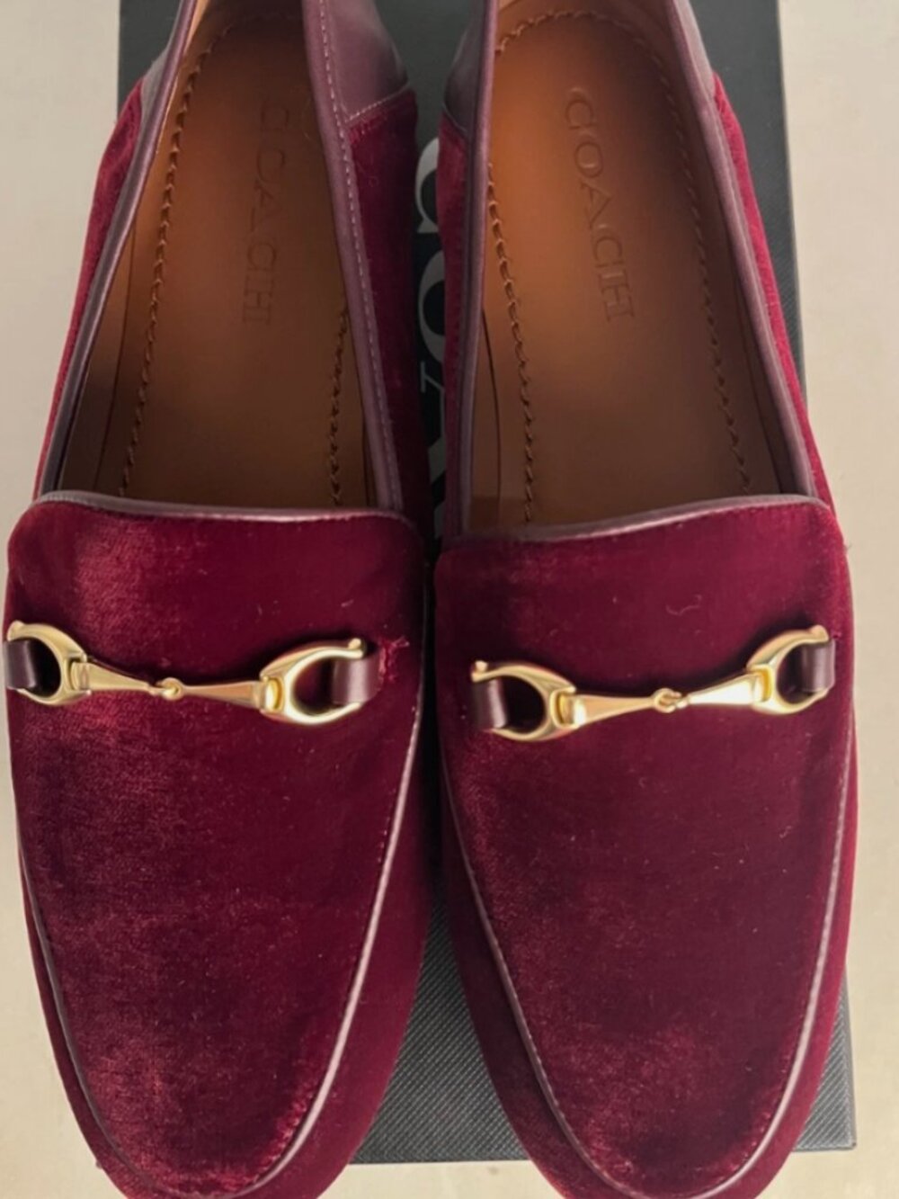 Coach HaleyVel Loafer Womens Shoes Wine Color Brand New Original With Box - Picture 2 of 2